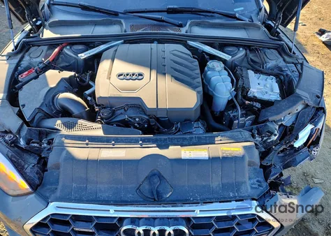 2024 Audi A5 Premium Plus 45 z USA, uszkodzony, nr VIN WAUFACF53RA093161